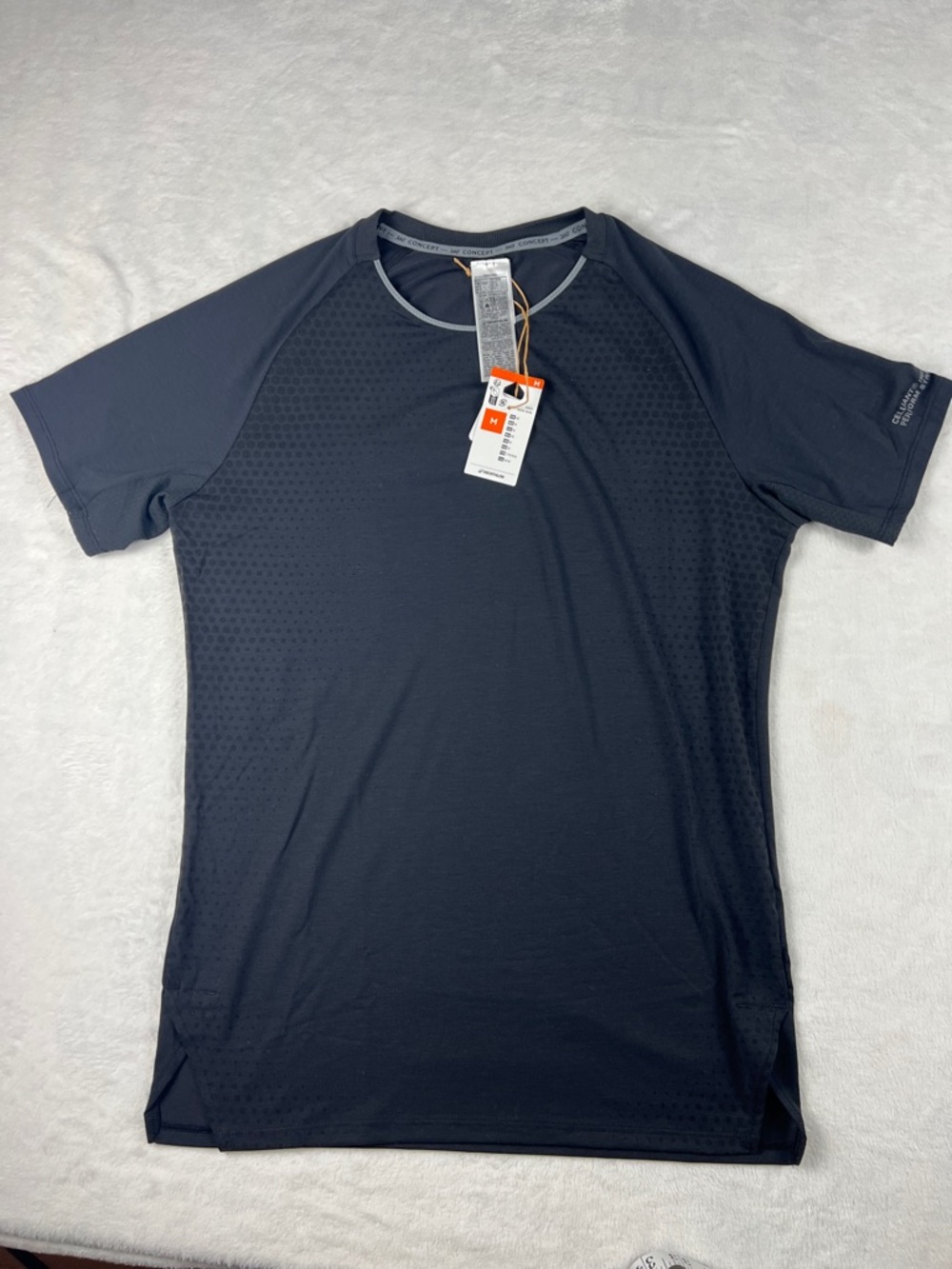 Decathlon Shirt Cross Training 900 Celliant T-Shirt Domyos Men’s Medium NWT